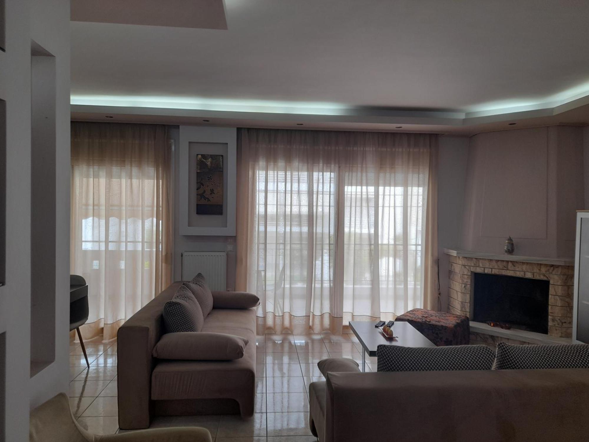Athina's House By The Sea *