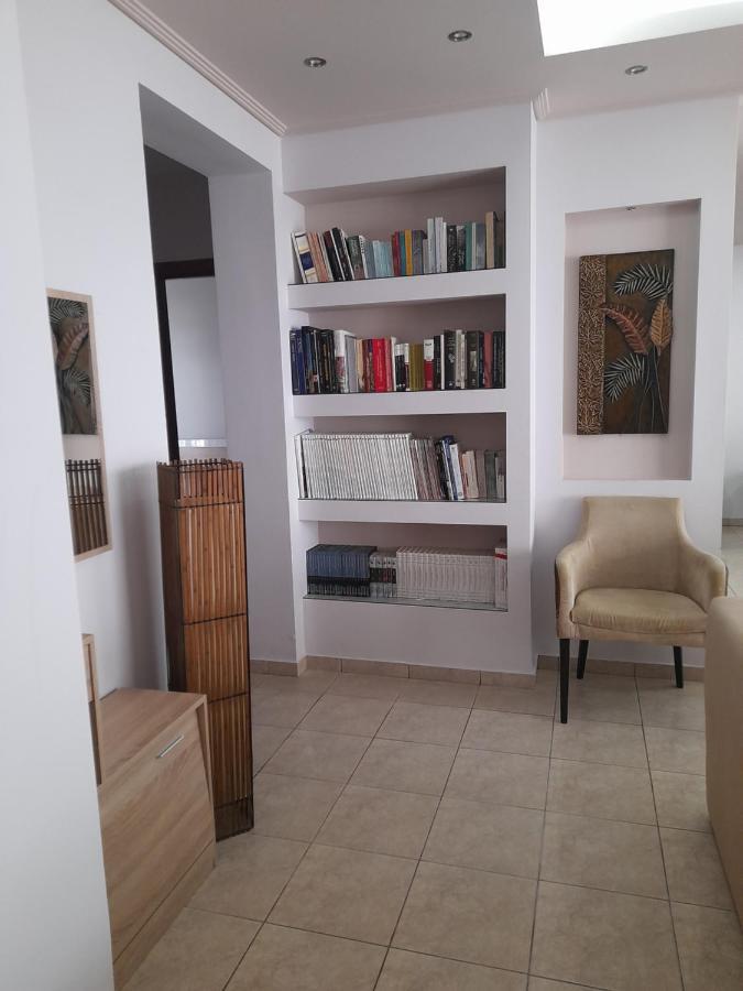 Athina's House By The Sea Apartment